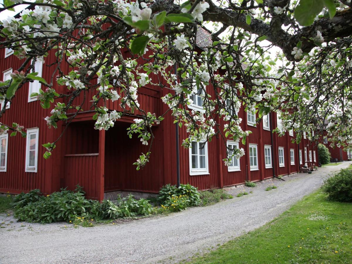 Gripsholms Bnb Мариефред Экстерьер фото
