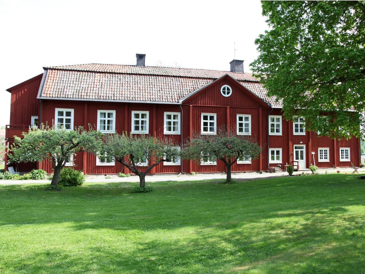 Gripsholms Bnb Мариефред Экстерьер фото